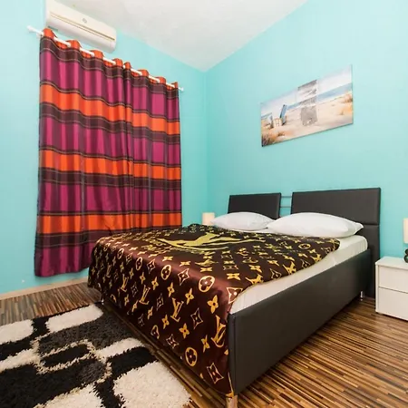 Stil - Two Bedroom With Terrace And Sea View Premium Trogir