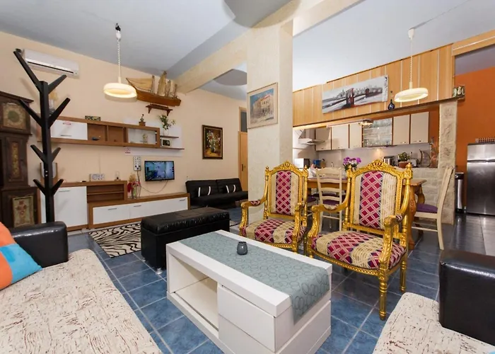 Stil - Two Bedroom With Terrace And Sea View Premium Apartment Trogir