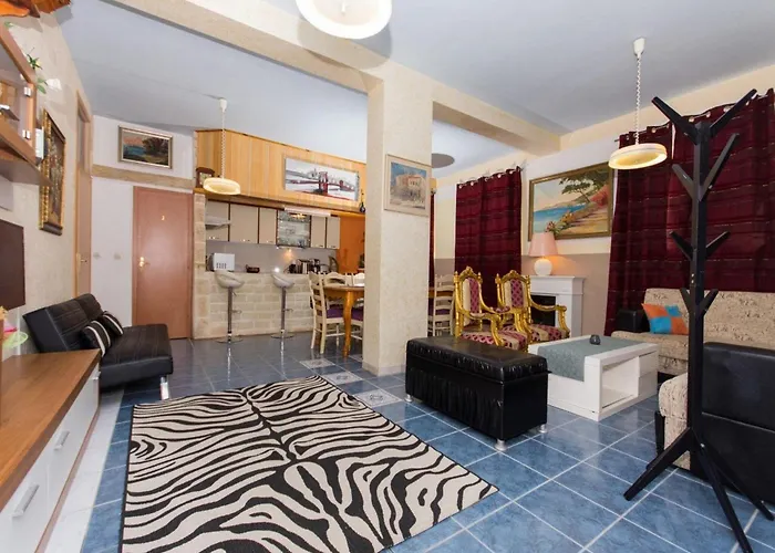 Stil - Two Bedroom With Terrace And Sea View Premium Trogir