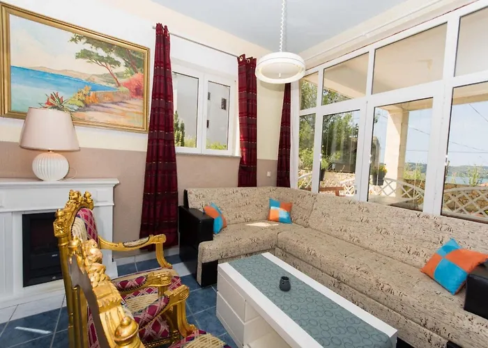 Stil - Two Bedroom With Terrace And Sea View Premium Trogir