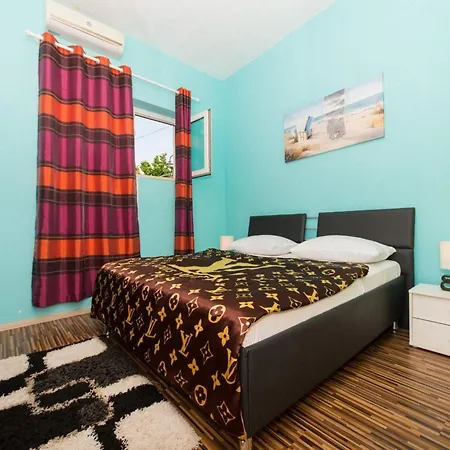 Stil - Two Bedroom With Terrace And Sea View Premium Trogir